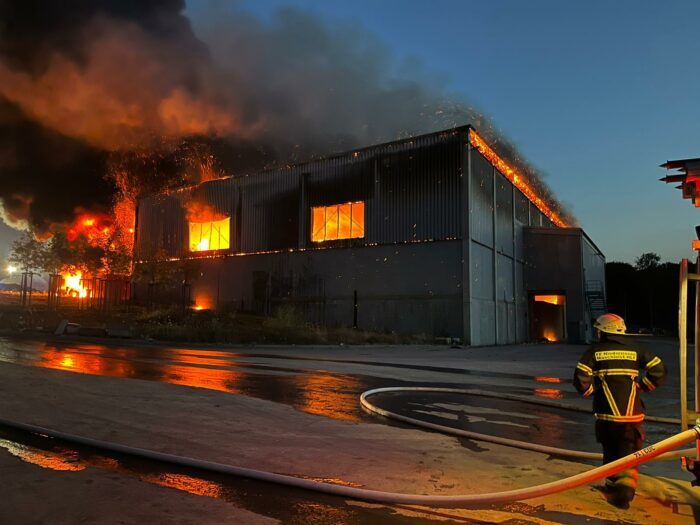 Grossbrand_Auf-dem-Scheid_Niederzissen | Kreisverwaltung Ahrweiler