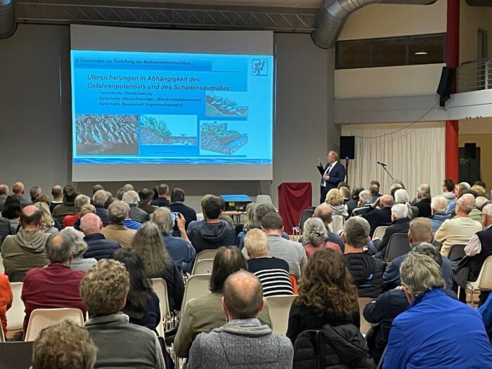 Vorstellung-des-Gewaesserwiederherstellungskonzepts-in-Bad-Neuenahr-Ahrweiler_Foto-Stegmann-2 | Kreisverwaltung Ahrweiler